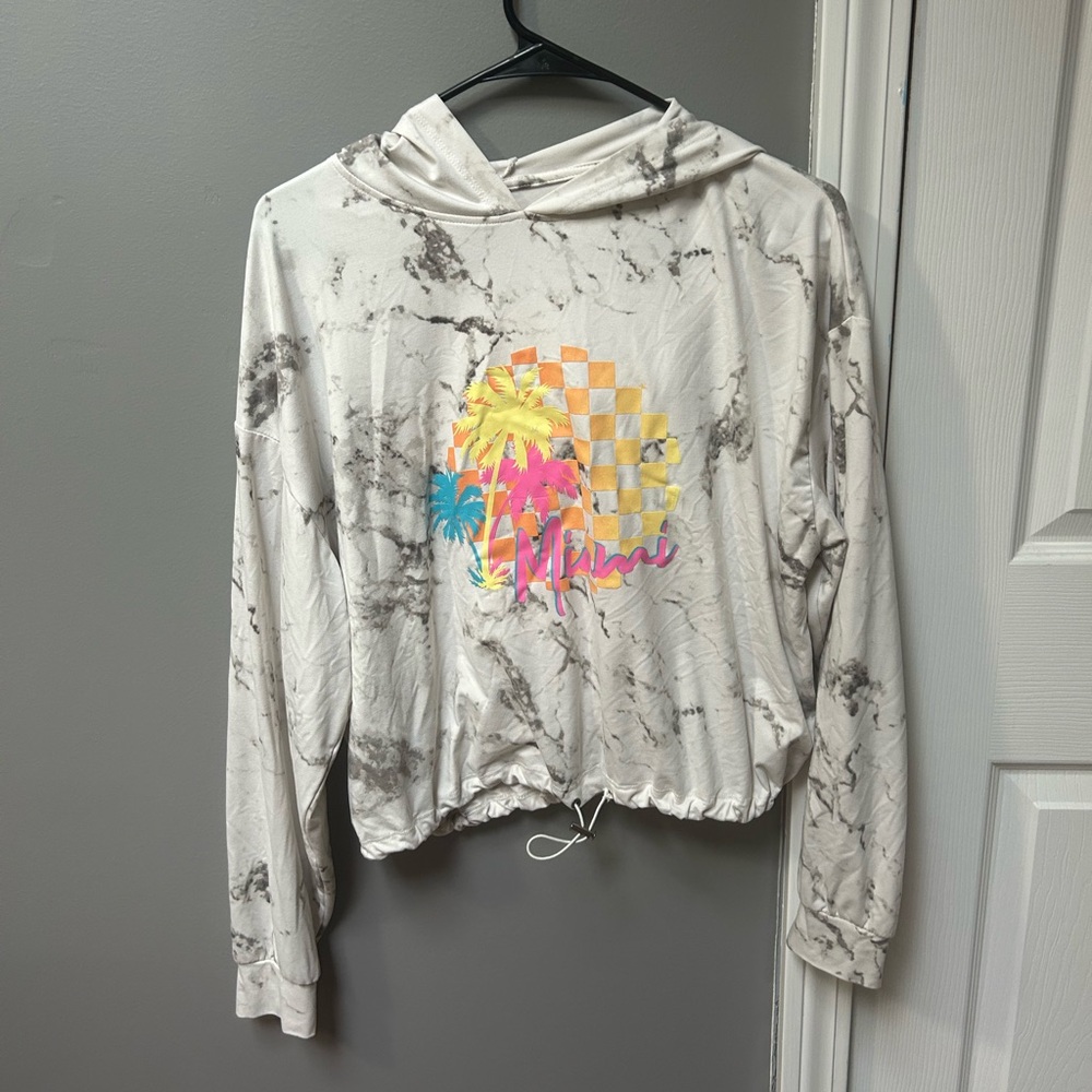 Miami sweater